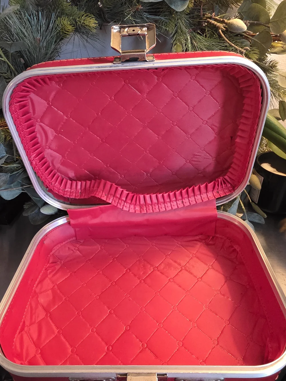 1970s Vintage Red Children's Travel Case - I'm Going to Grandma's